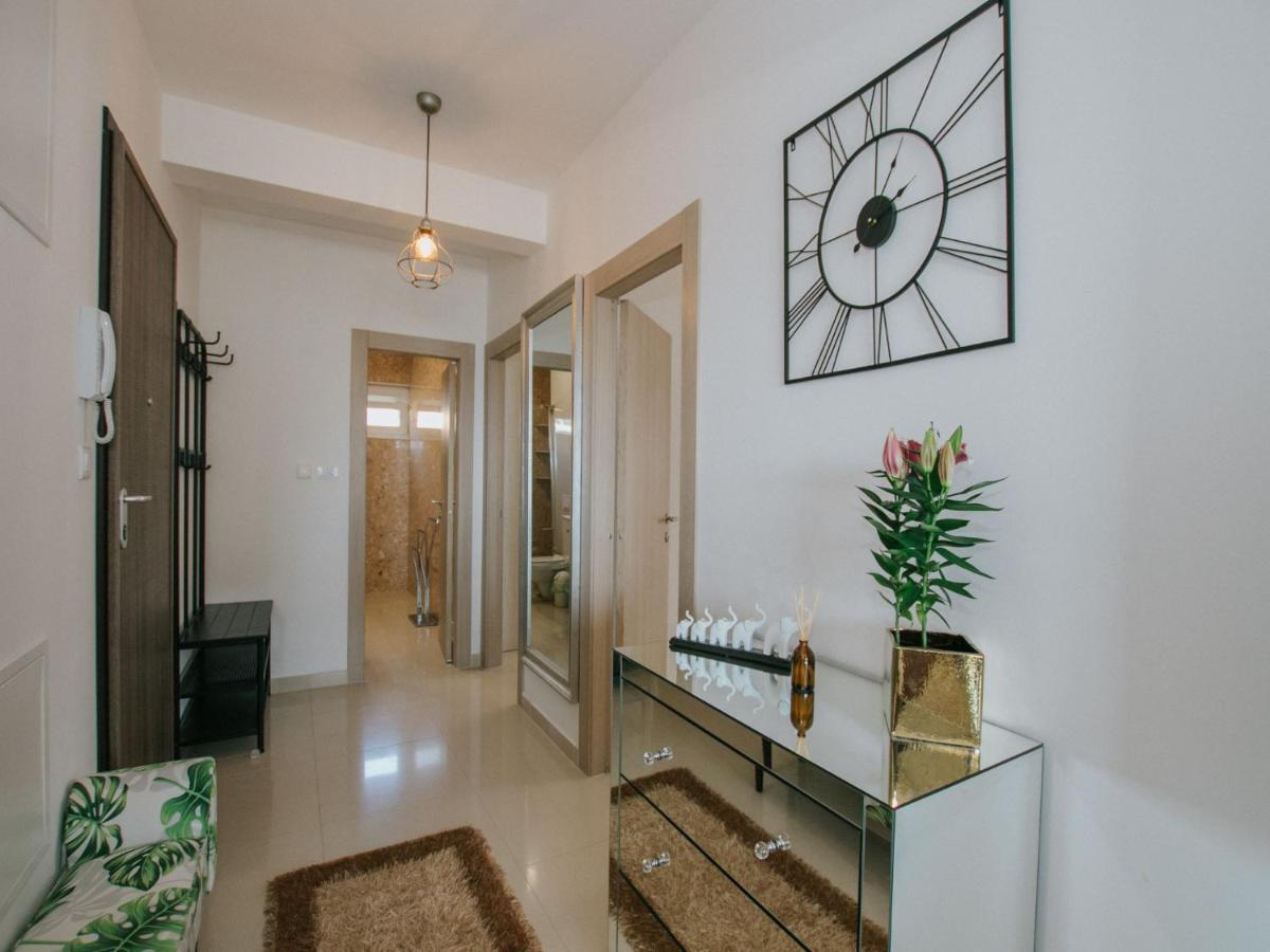 Luxury Apartment Di Trogir Exterior photo